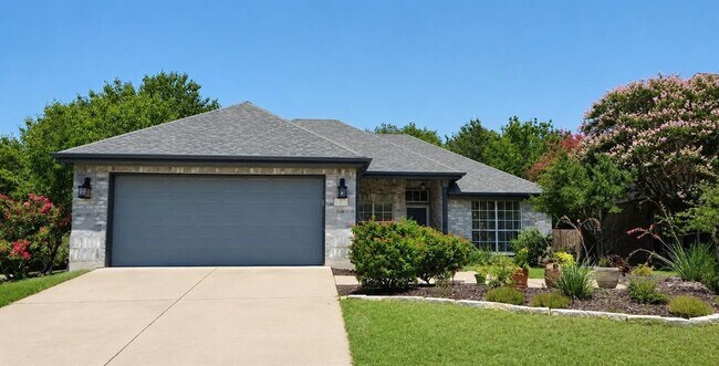 Building Photo - 201 Rio Vista Dr