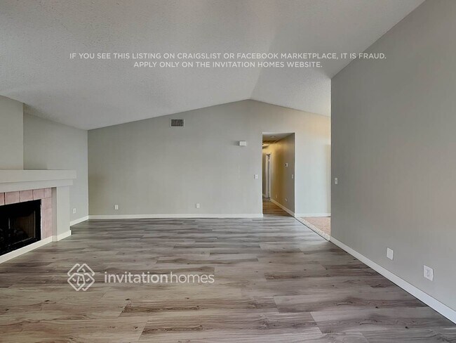 Building Photo - 4041 Hazelridge Dr