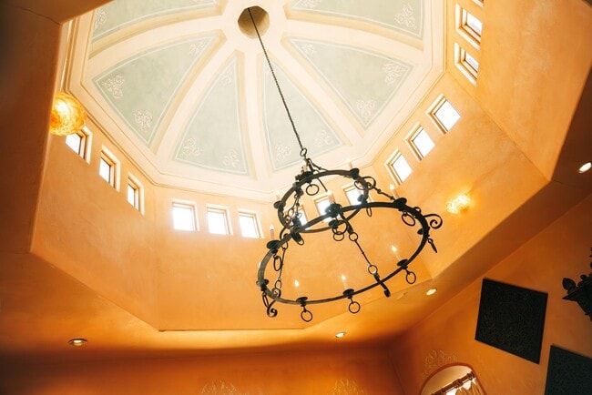 Building Photo - 415 Merlin Rd