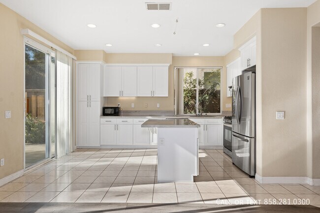 Building Photo - 11610 Aspen View Dr