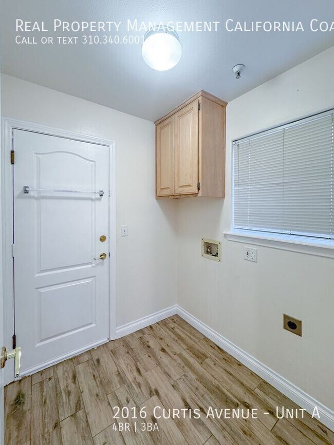 Building Photo - 2016 Curtis Ave