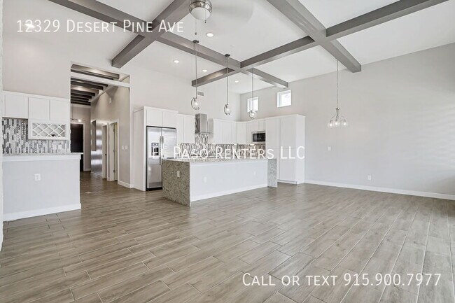 Building Photo - 12329 Desert Pine Ave