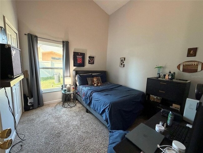 Building Photo - 723 Lady Diana Dr