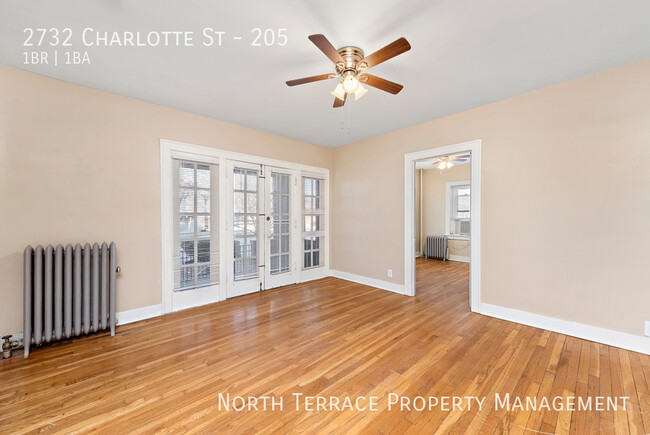 Building Photo - Charming, VINTAGE 1BR with Balcony - Close...