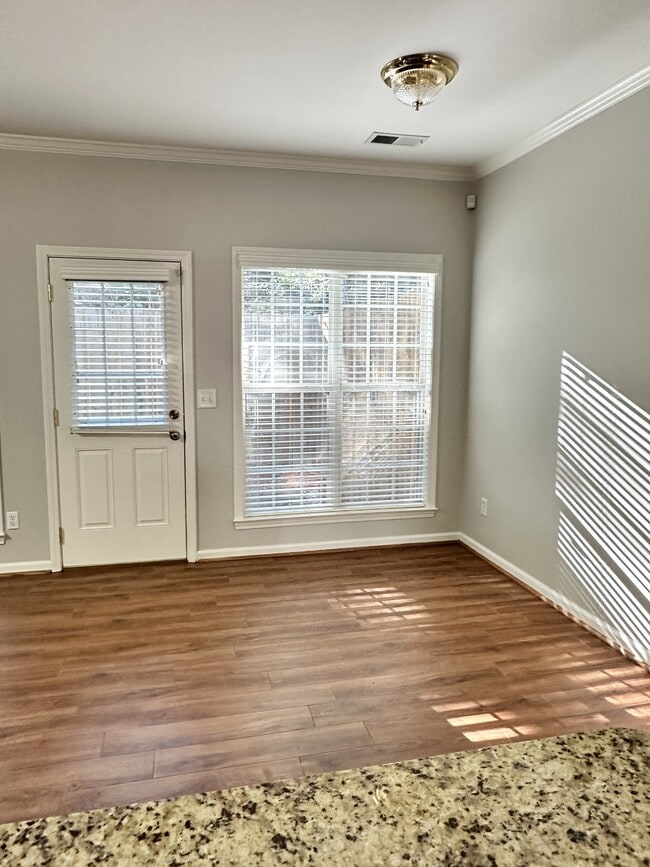 Building Photo - 525 Hackberry Ridge Cove