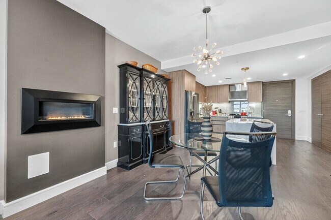 Building Photo - 8701 Churchill Rd