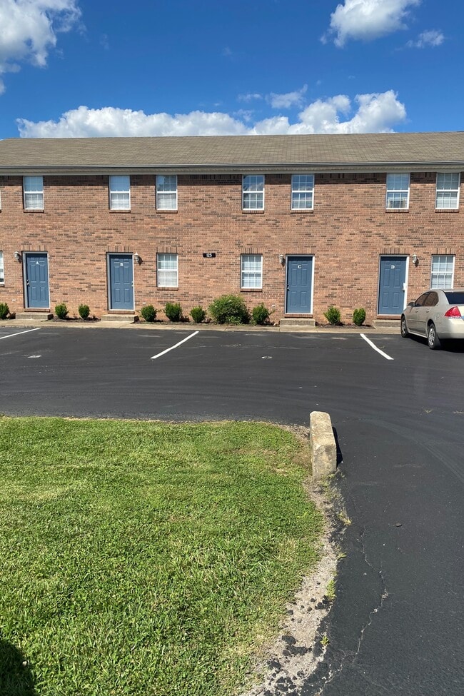 Building Photo - 125 Hillridge Ct