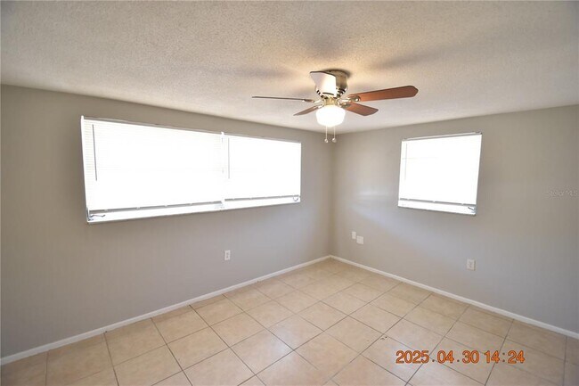 Building Photo - 3221 Topp Dr