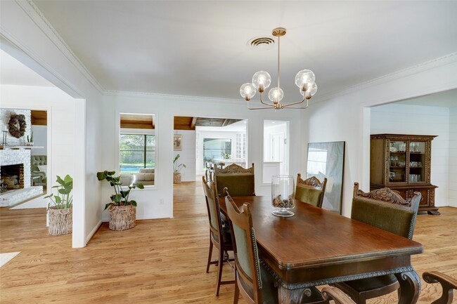 Building Photo - 12419 Mossycup Dr