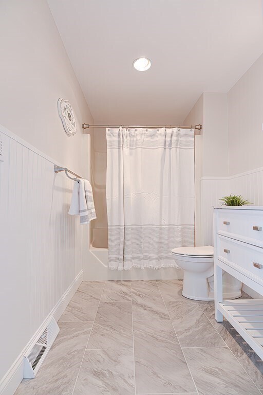 Building Photo - 80 Broadway