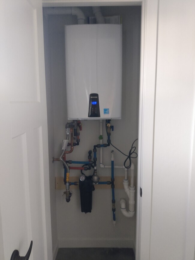 Tankless water heater - 1048 Whipple St