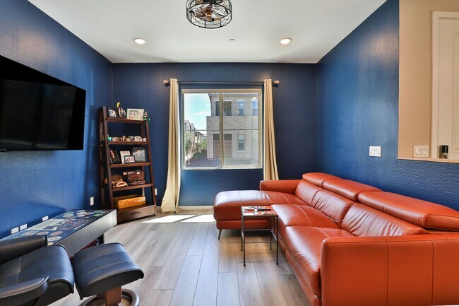 Building Photo - Gilbert Gated Community 3 bed/2.5 bath Con...