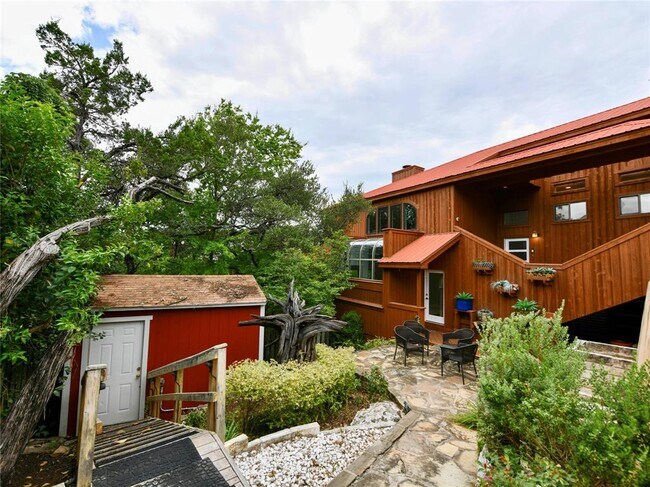 Building Photo - 10108 Talleyran Dr