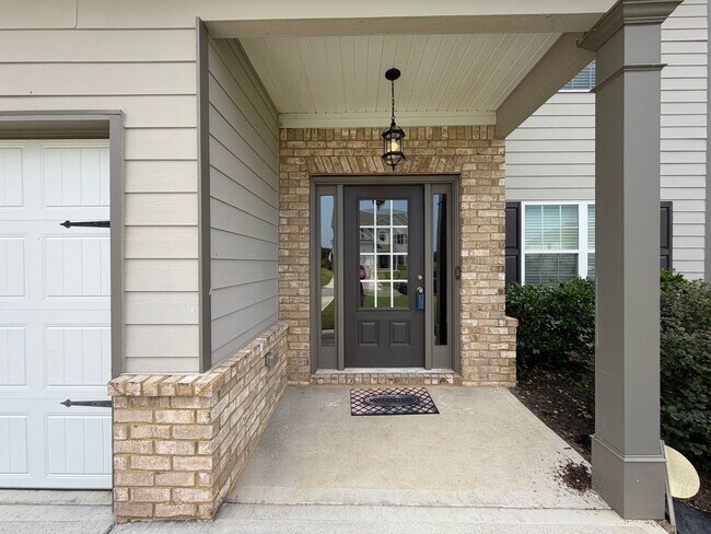 Building Photo - 61 N Village Cir