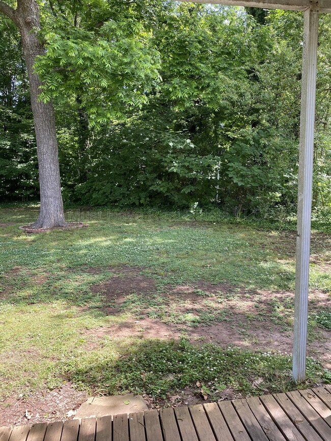 Building Photo - 1627 B Ave SE