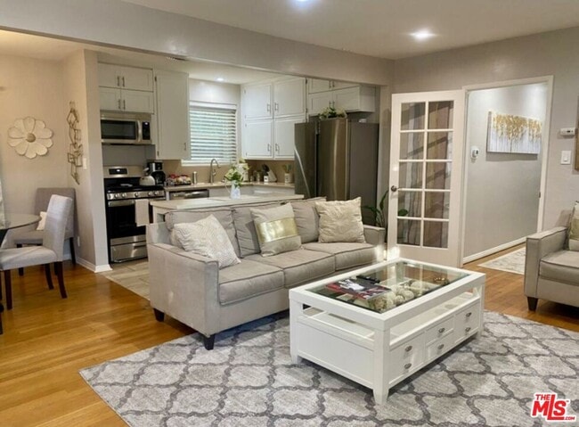 Building Photo - 5944 Irvine Ave