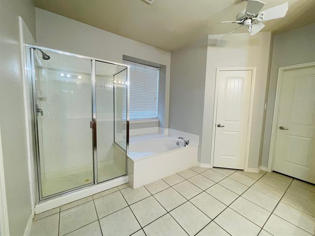 Building Photo - 5929 Desperado Dr