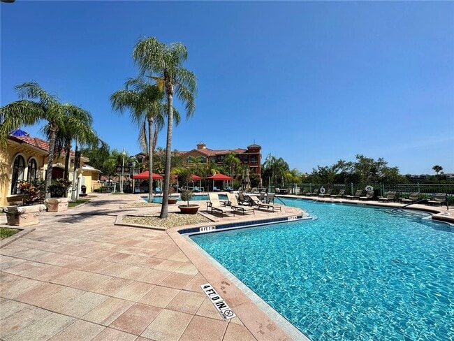 Building Photo - 2717 Via Cipriani