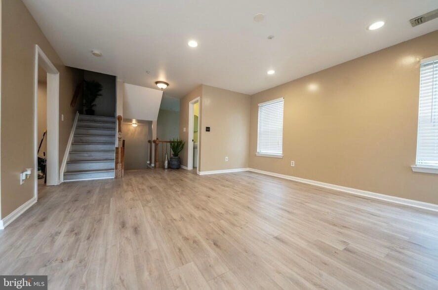 Building Photo - 13909 King Gregory Way