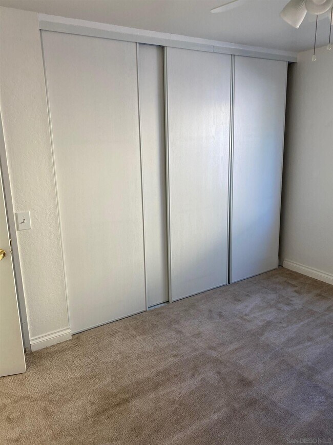 Building Photo - 11217 Adriatic Pl