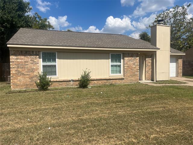Building Photo - 9233 Prairie Oak Dr