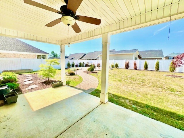 Building Photo - 3125 Breakwater Dr