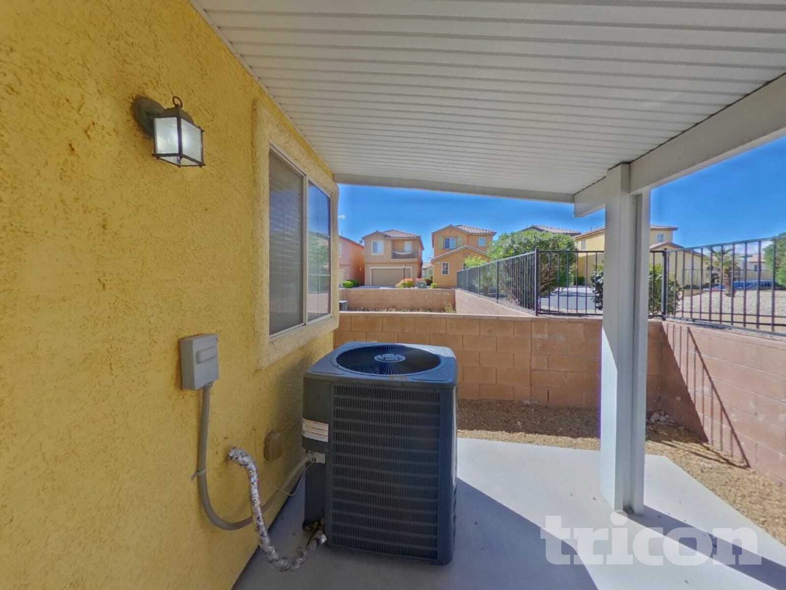 Building Photo - 3643 Sanwood St