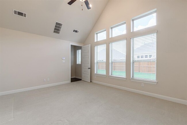 Building Photo - 28225 Beckwood Dr