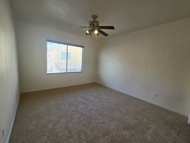 Building Photo - 9164 Craven Ave