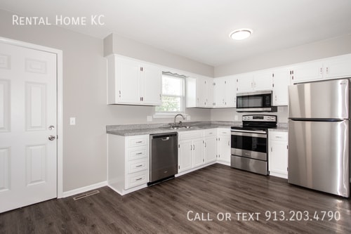 Building Photo - 1226 E Cothrell-