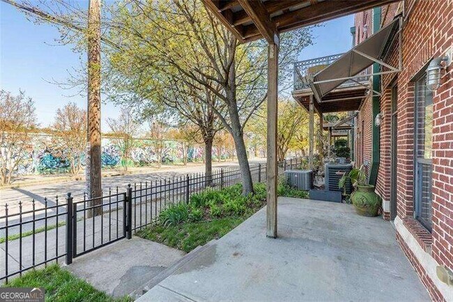 Building Photo - 791 Wylie St SE