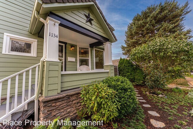 Building Photo - 4 br, 2 bath House - 1134 SE Marion St. Un...