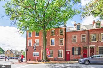 Building Photo - 8 N New St