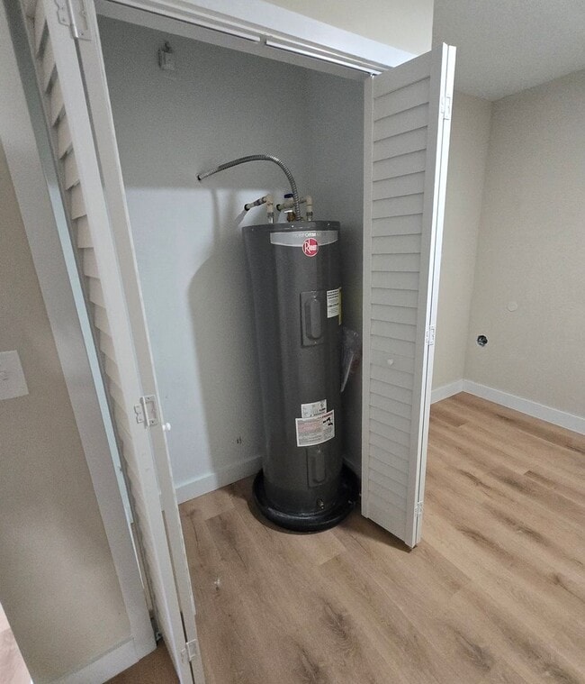 Building Photo - Charming and Newly Renovated 3BR 2BA Home in Jacksonville