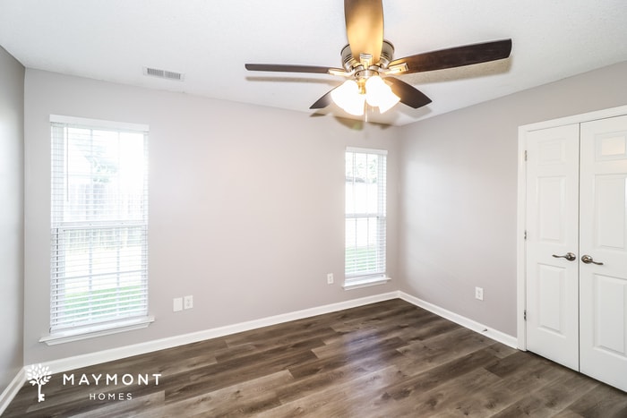 Building Photo - 7332 Pecan Meadow Dr W