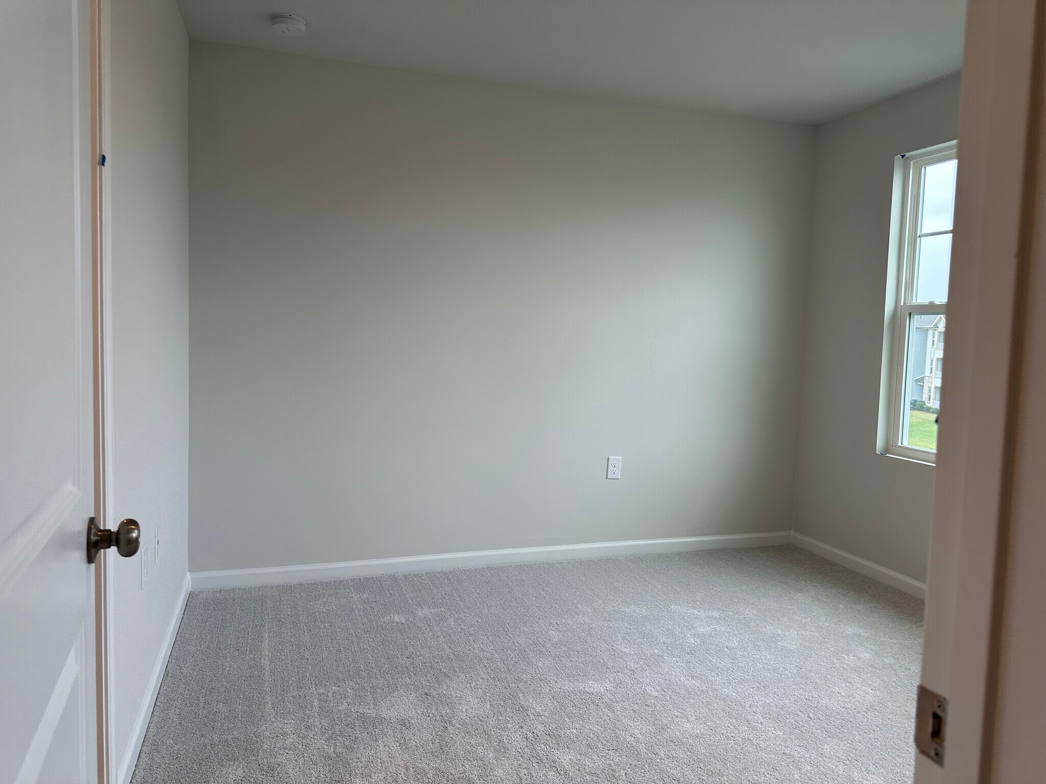 Building Photo - 2517 Kasota Ln