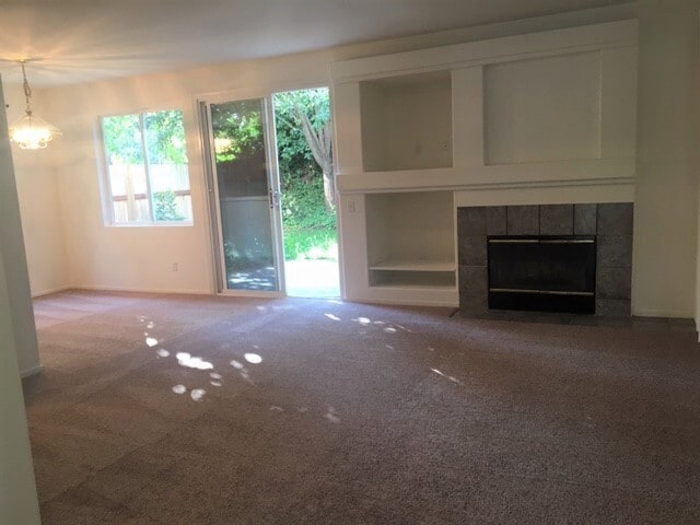 Building Photo - Three bedroom in gated community.