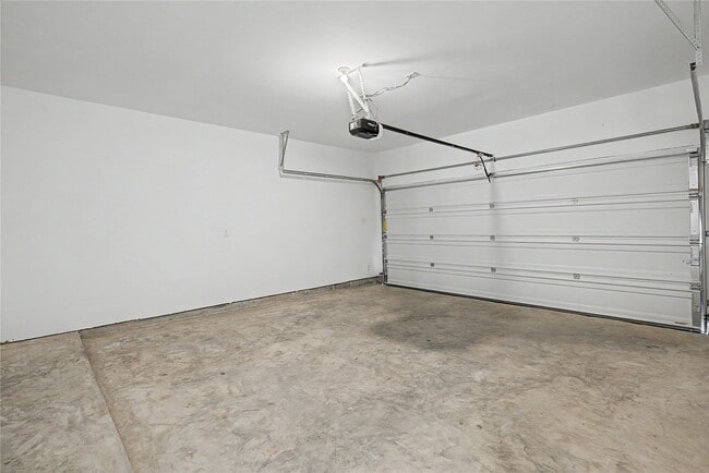 Building Photo - 2629 McHenry Lndg Ln