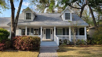 Building Photo - 45 S Blue Heron Dr