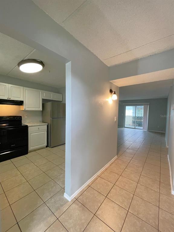 Building Photo - 2835 Somerset Park Dr