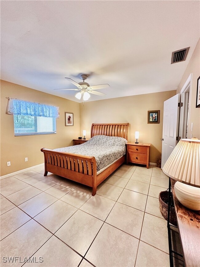 Building Photo - 671 94th Ave N