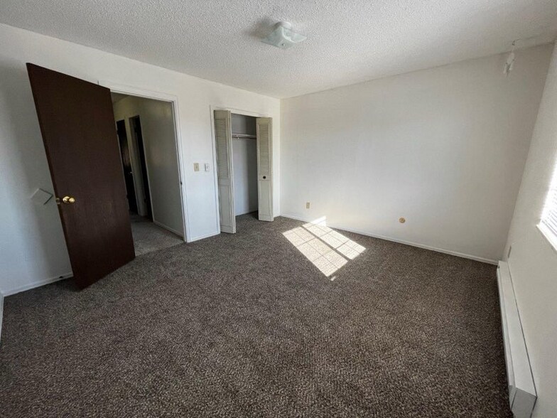 Building Photo - 51 Castle Royal Dr