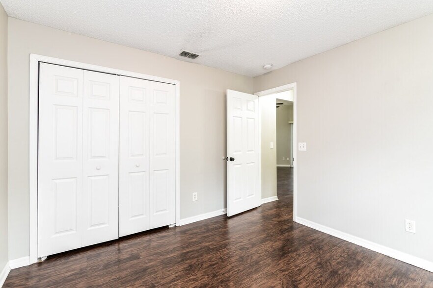 Building Photo - 1122 Blackwood Way