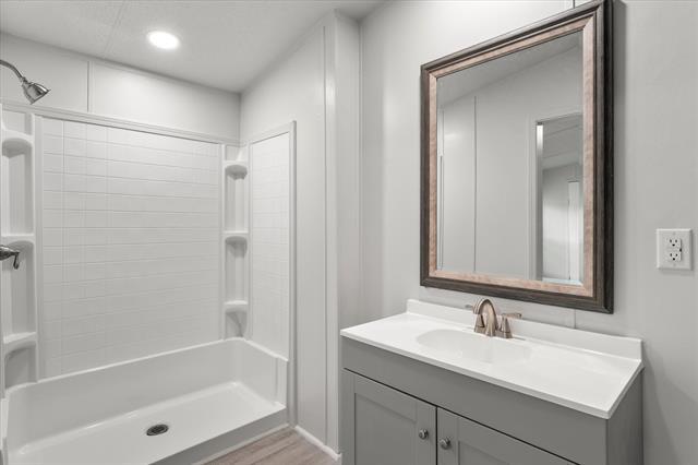 Building Photo - 367 Box Rd