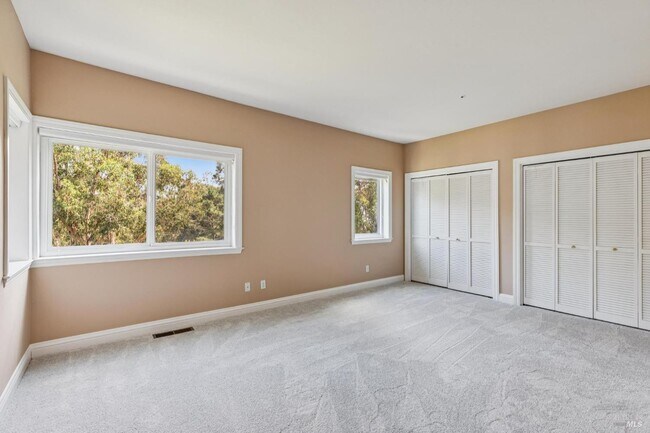 Building Photo - 32 Marin Bay Park Ct