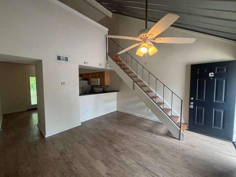 Building Photo - 3446 Willowrun Dr