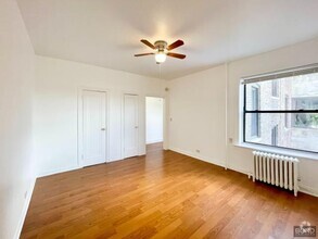 Building Photo - 1 bedroom in Flushing NY 11377