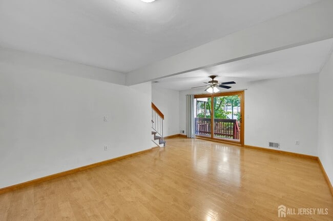 Building Photo - 48 Ellen Heath Dr