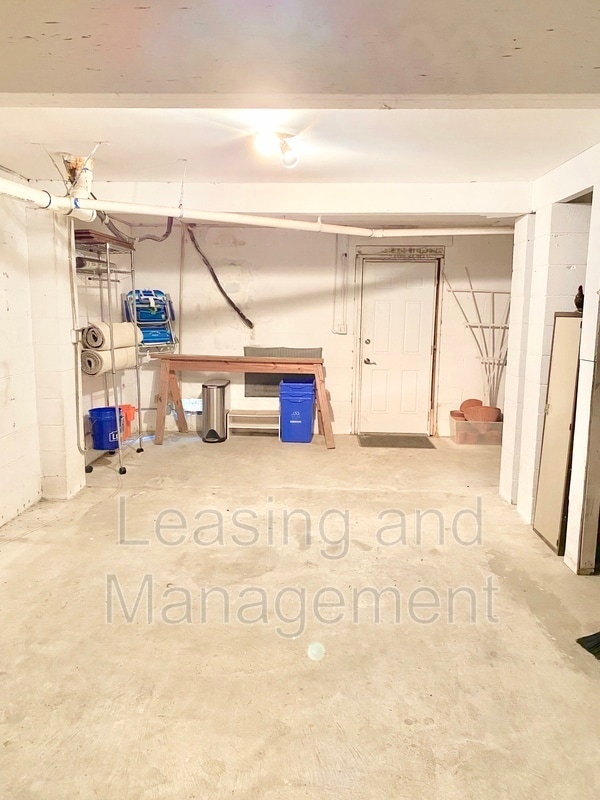 Building Photo - 796 Harbor Pl Dr