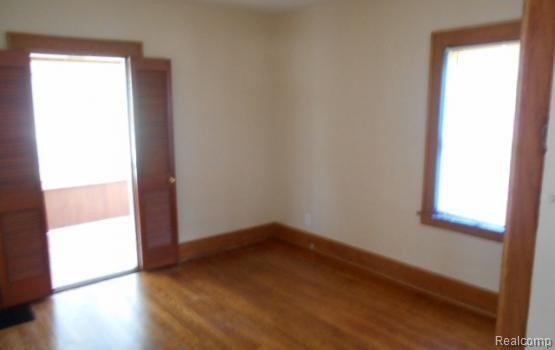 Building Photo - 735 N Main St